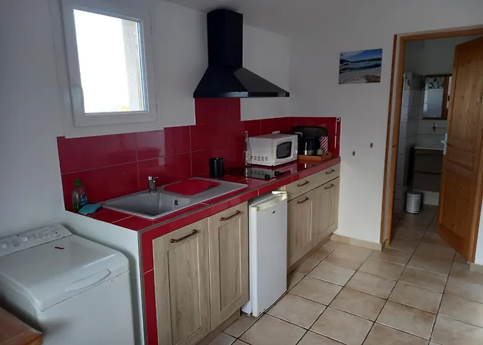 Mini 1 Pièce 19 M2 Pour 2 Personnes Piscine Partagée Climatisation